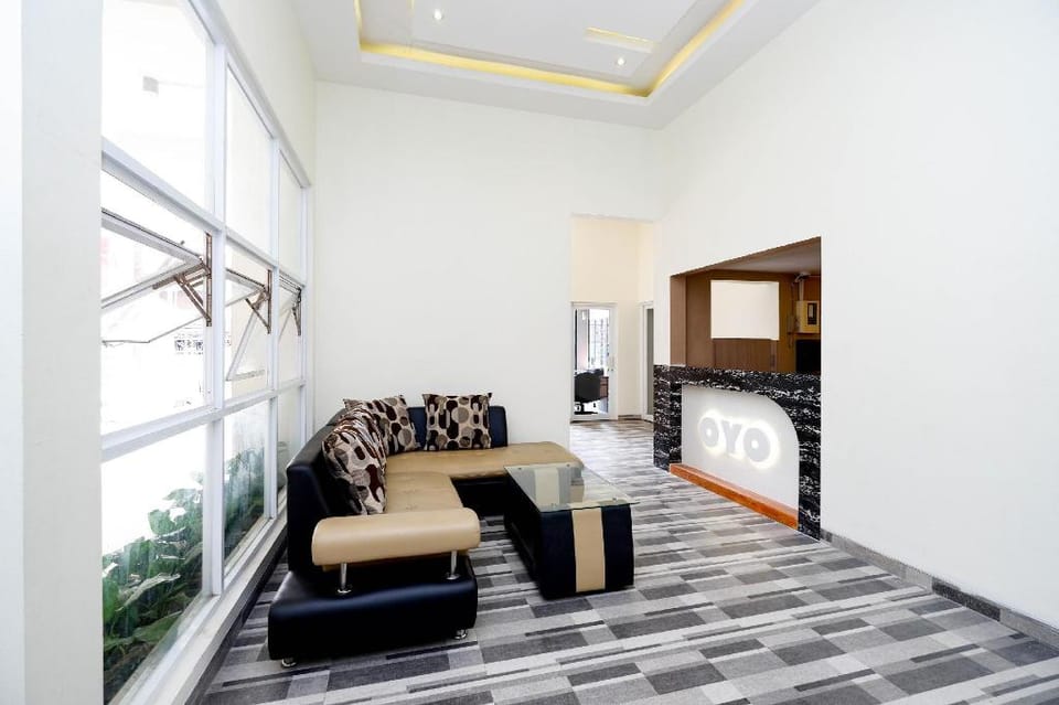 OYO Flagship 2124 Kars Inn Semarang Hotel in Indonesia