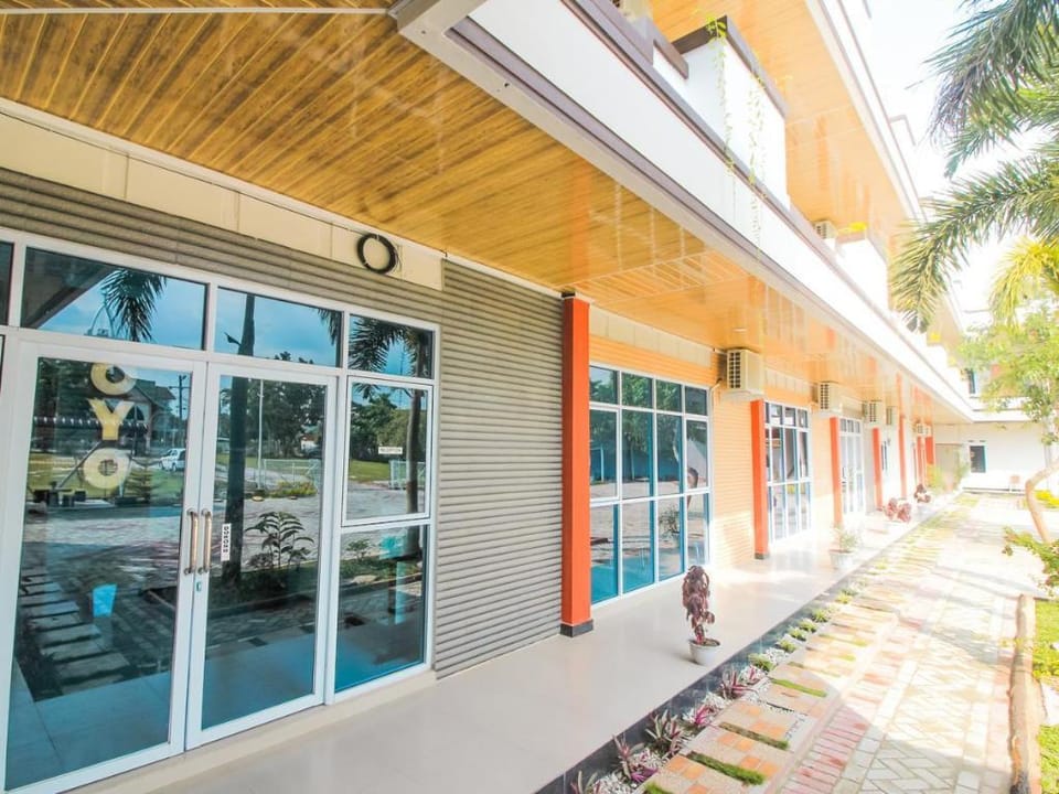 OYO 1653 Fajar Residence Hotel in West Sumatra, Indonesia
