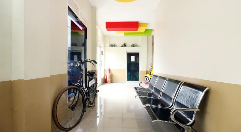 RedDoorz @ Jalan STM Medan Bed and Breakfast in Indonesia