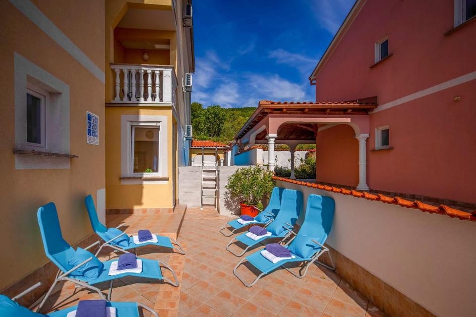 Royaluxs - Villa Oleander IV Apartment in Primorje-Gorski Kotar County