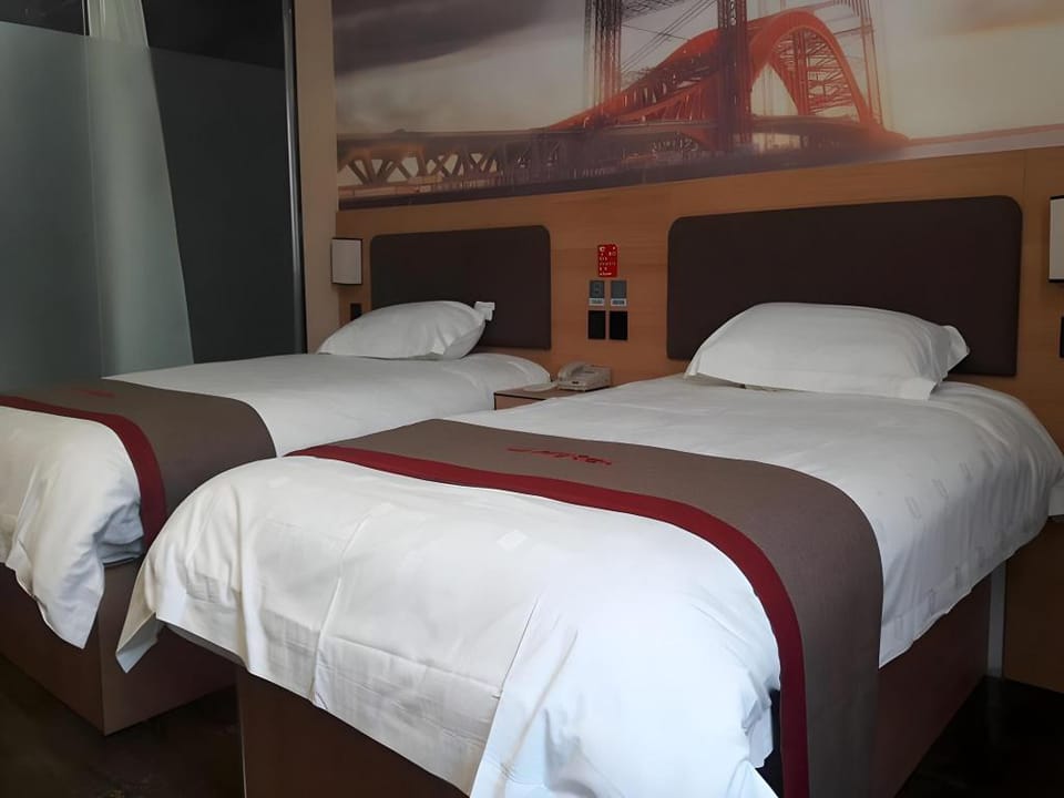 Thank Inn Plus Hotel Weifang Changle County Gem City Hotel in Shandong