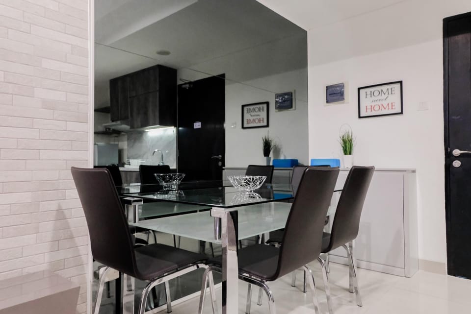 Bright 2BR Apt at Paramount Skyline By Travelio Apartment in West Java