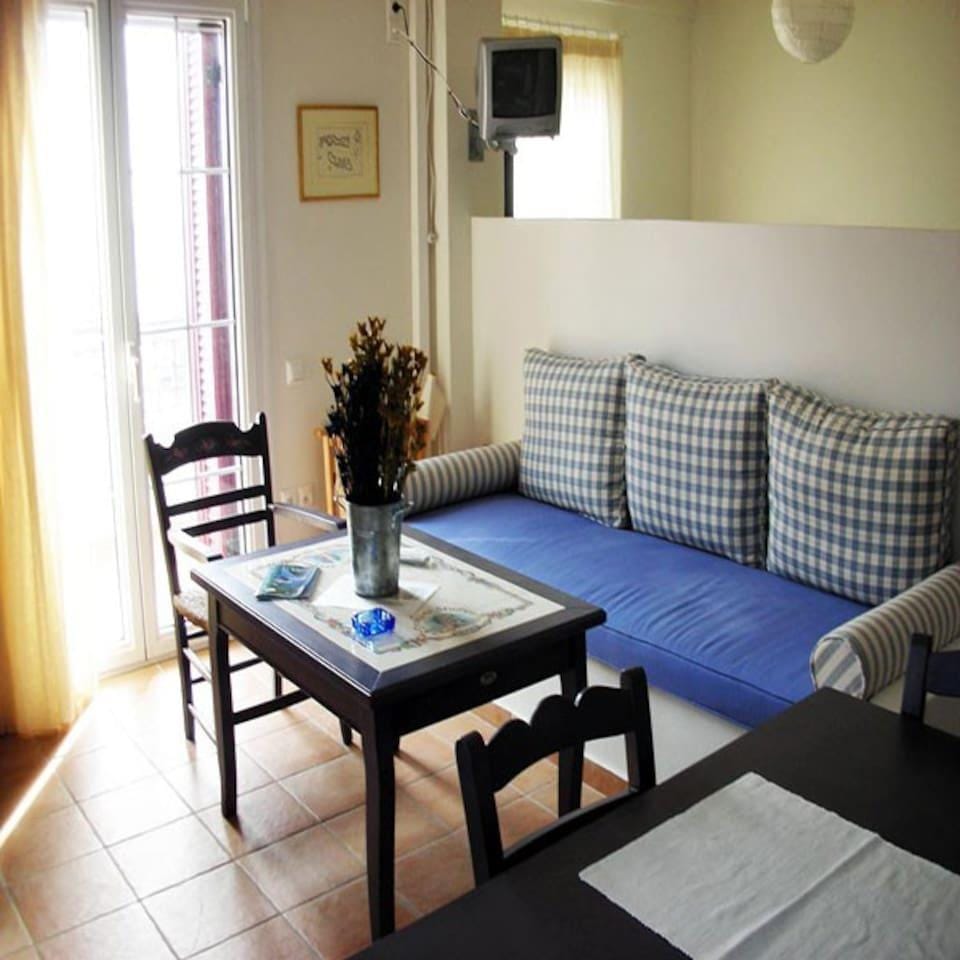 IRIGONI Studio Apartment in Icaria