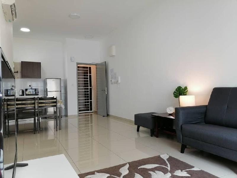 Family Retreat@Mesahill - Wifi + TV Corner hse Apartment in Negeri Sembilan, Malaysia