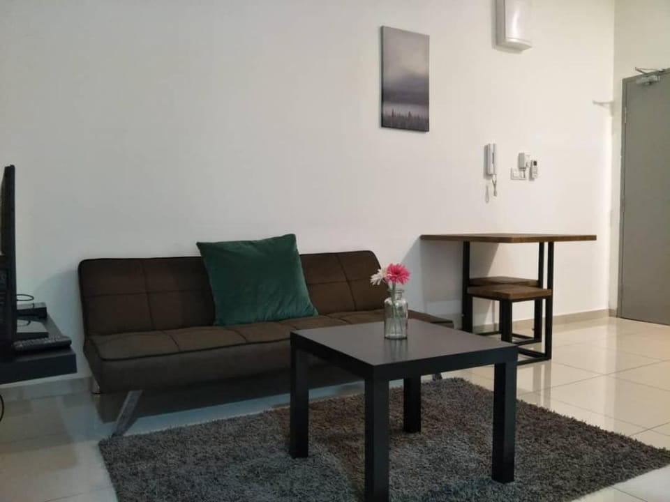 Cozy&Comfy Mesahill 2Room Condo+TV & Parking Apartment in Negeri Sembilan, Malaysia