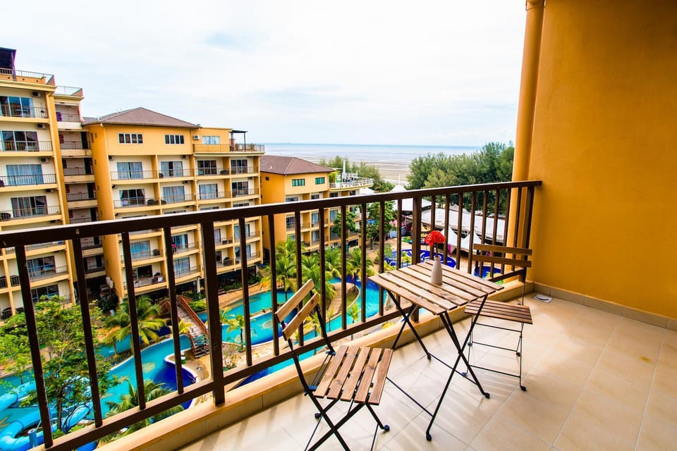 GOLD COAST MORIB by 369 Pool View Apartment in Selangor, Malaysia