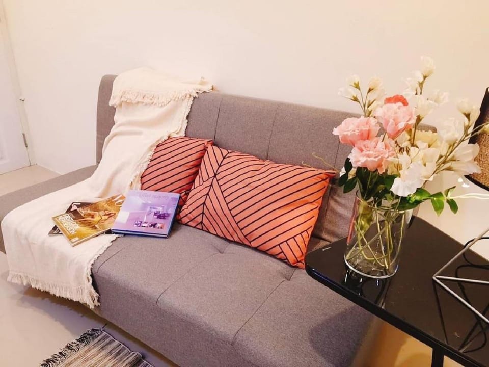 LULL Hostel-A-Bts Navy School(Share Bathroom) Apartment in Bangkok