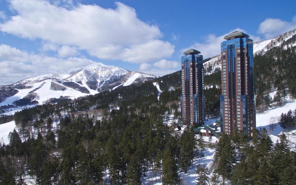 Hoshino Resorts RISONARE Tomamu Hotel in Hokkaido Prefecture