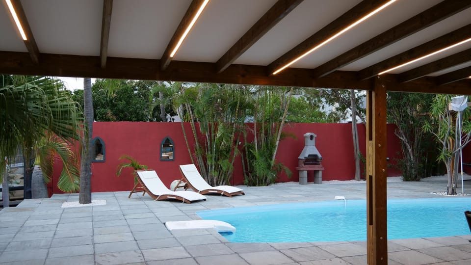 amazing holidays family house  Villa in Saint-Paul