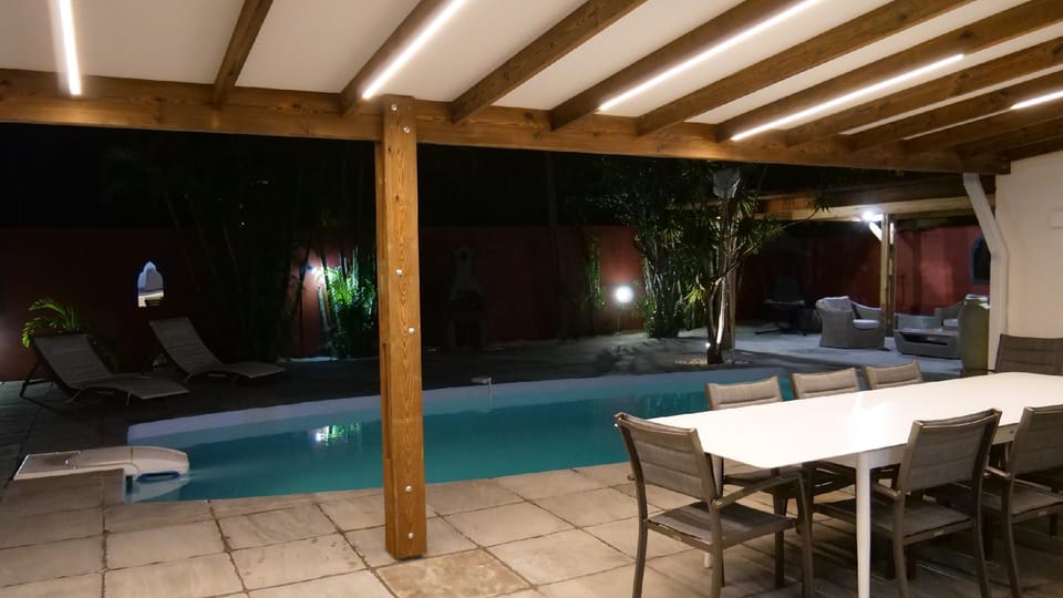 amazing holidays family house  Villa in Saint-Paul