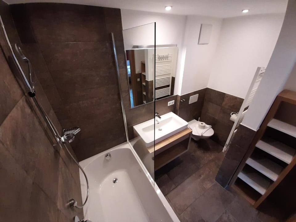 Alpin Residenz Hollersbach TOP12 Apartment in Salzburgerland