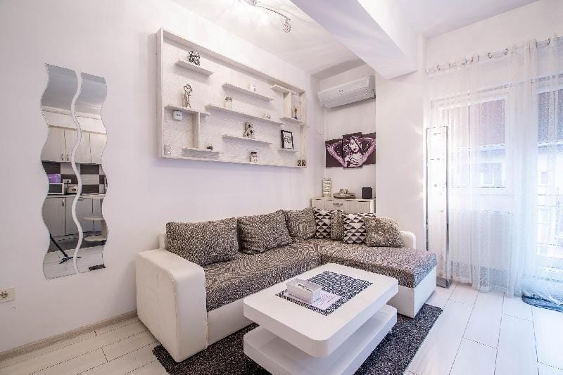 Studio Militari Residence Bucharest M1 Apartment in Bucharest