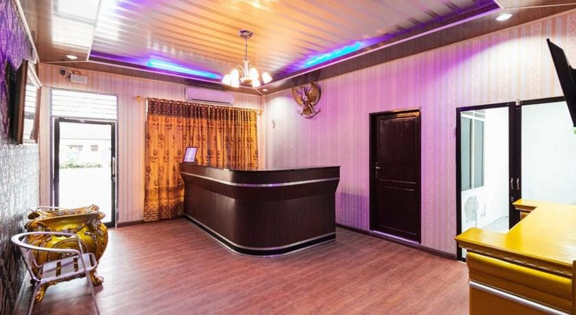 RedDoorz Plus near Universitas Methodist Medan Bed and Breakfast in Indonesia