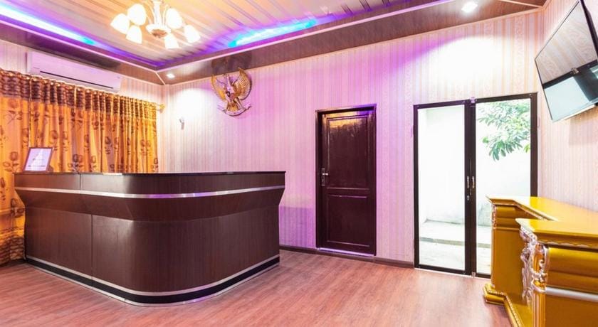 RedDoorz Plus near Universitas Methodist Medan Bed and Breakfast in Indonesia