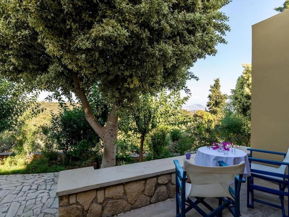 Group Accomodation, Heliopetra Studios And Houses Apartment in Crete