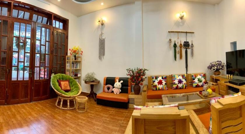 Homestay Ahihi Vacation rental in Dalat
