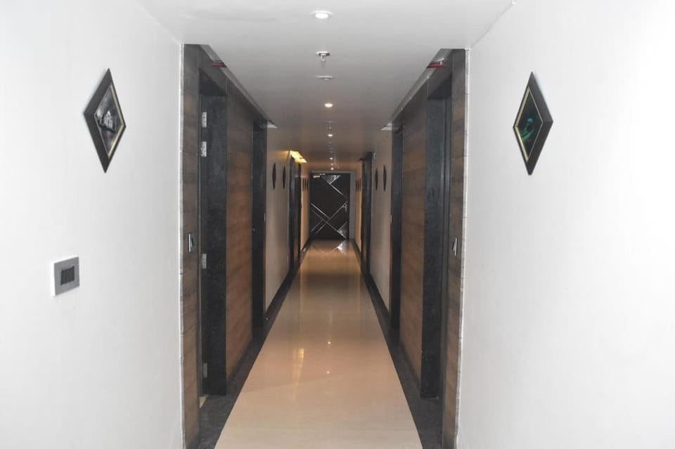 PARKLANE HOTEL Hotel in Agra