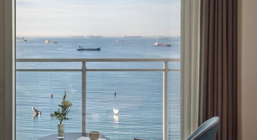 Grab The Ocean Songdo Hotel in Busan