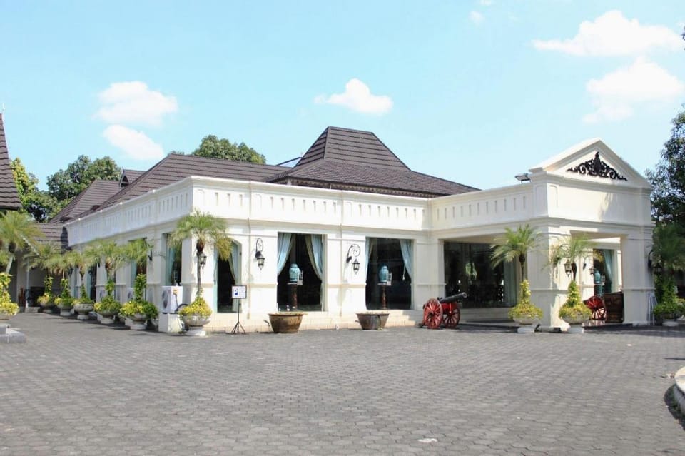 RedDoorz Syariah near Assalaam - UMS Bed and Breakfast in Special Region of Yogyakarta