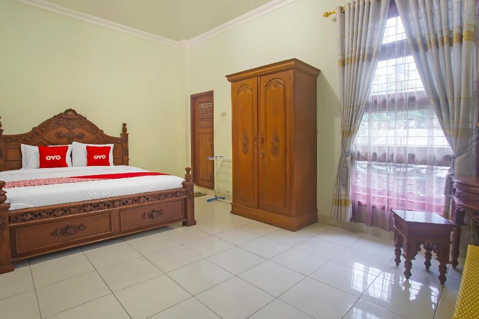 OYO 1804 Guest House Oema'h Opa Hotel in Indonesia