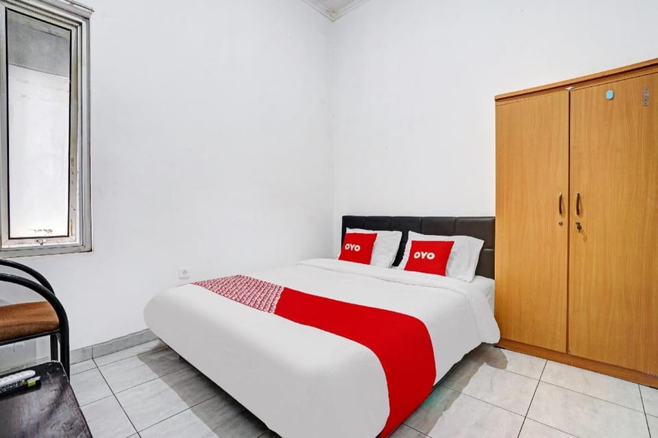 Hotel O Srimahi Residence Hotel in Bandung