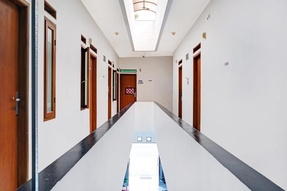 Hotel O Srimahi Residence Hotel in Bandung