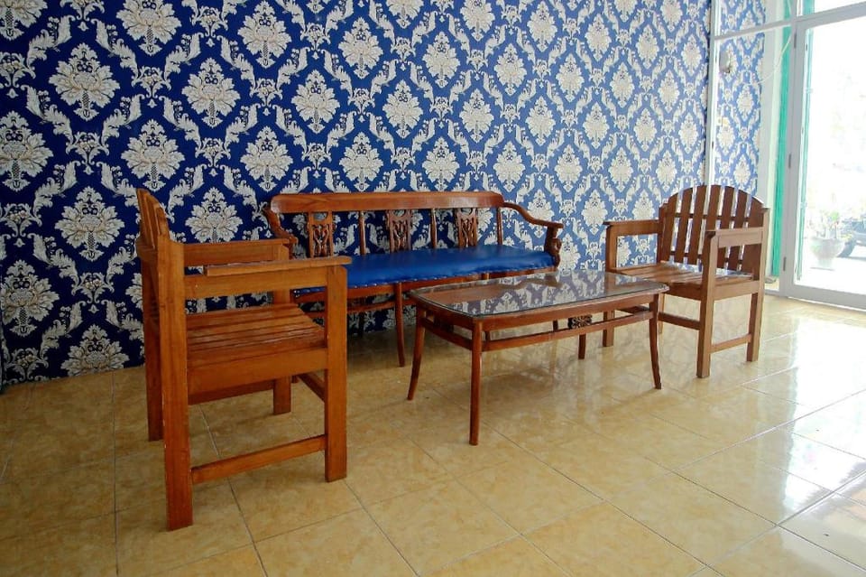 OYO 1981 Unib Kostel Hotel in Indonesia