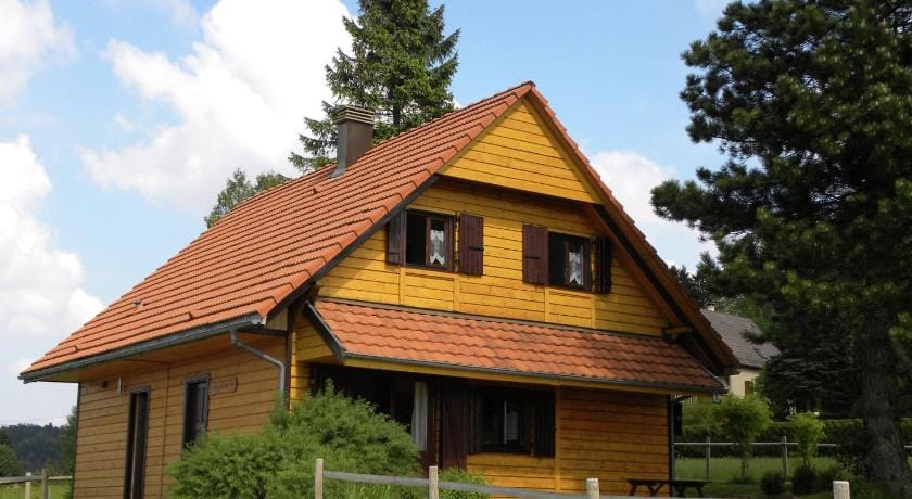 Chalet in La Hoube near Rocher du Dabo Chalet in Grand Est