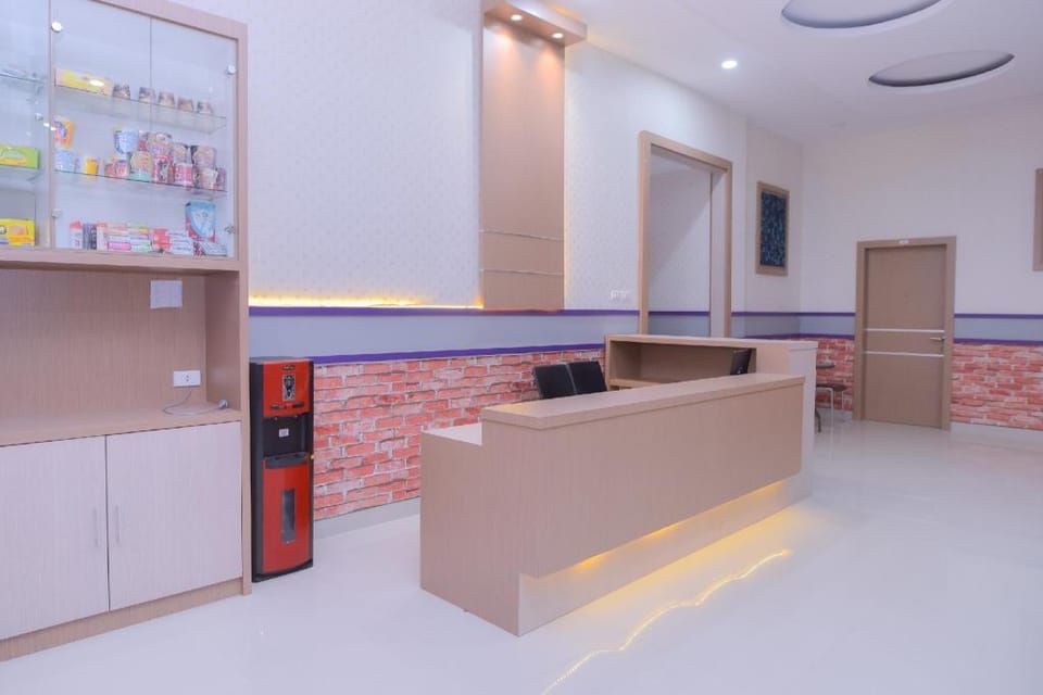 Capital O 2018 Ring Road Guest House Syariah Hotel in Indonesia