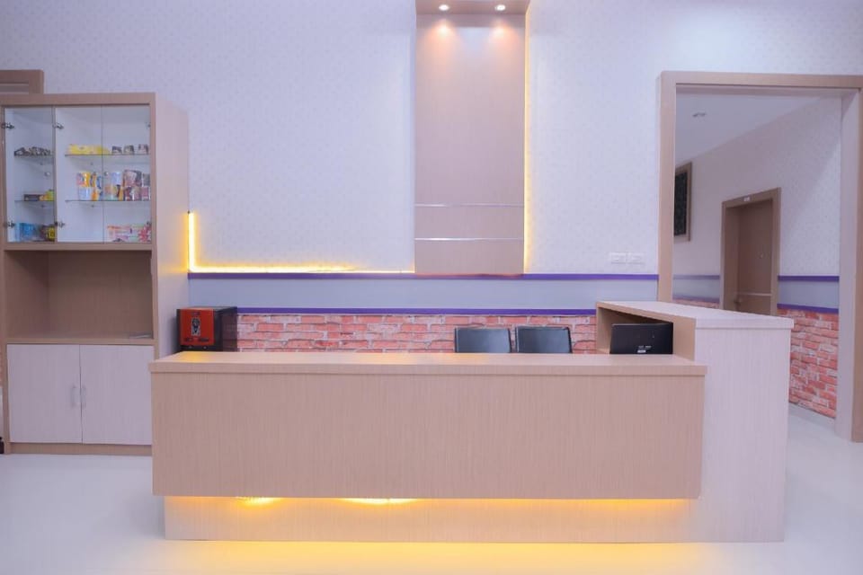 Capital O 2018 Ring Road Guest House Syariah Hotel in Indonesia
