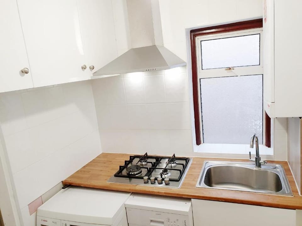 Cogie 55 Bed and Breakfast in Enfield