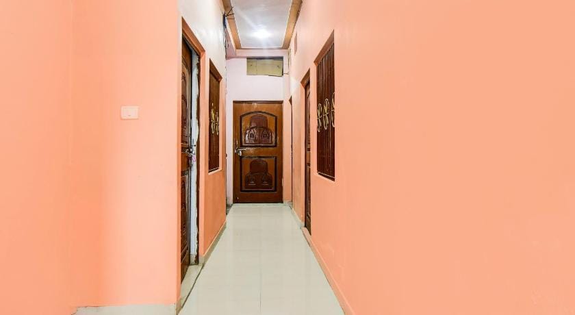 Mahamaya  Paying Guest House Hotel in Varanasi