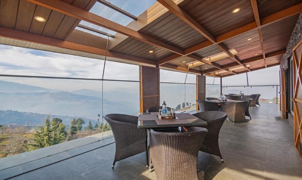 Treebo The Northern Retreat Resort With Mountain View Hotel in Himachal Pradesh