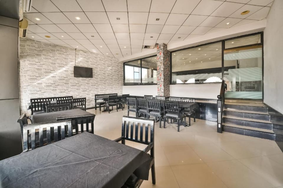 Capital O Amit Palace Hotel in Rajasthan