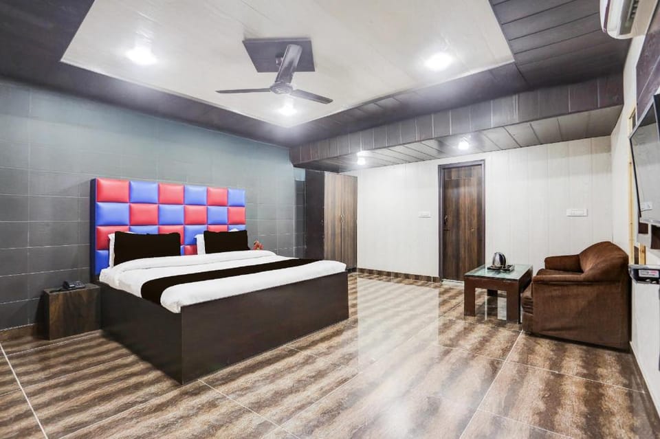 Super Townhouse Haibowal Chowk Hotel in Ludhiana