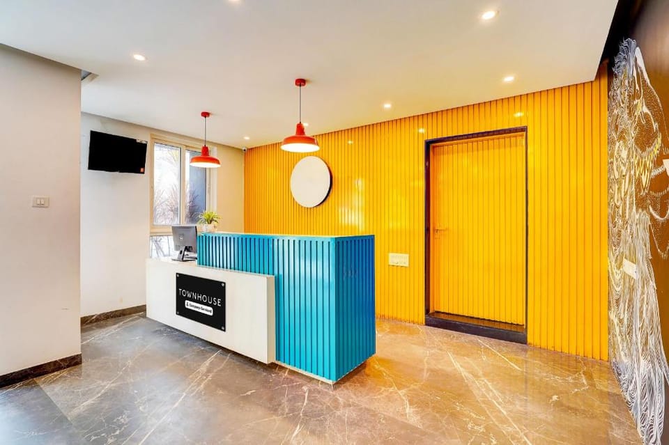 Super Townhouse Hebbal Bhadrappa Layout Hotel in Bengaluru