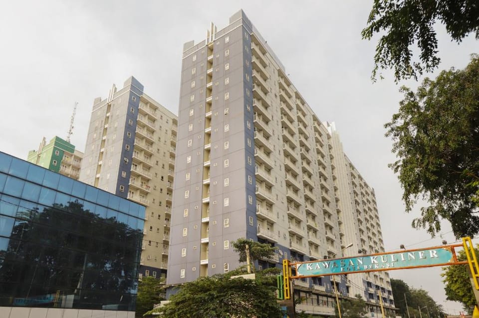 OYO 2103 Lauv Room 2 Grand Centerpoint Tower B Hotel in West Java