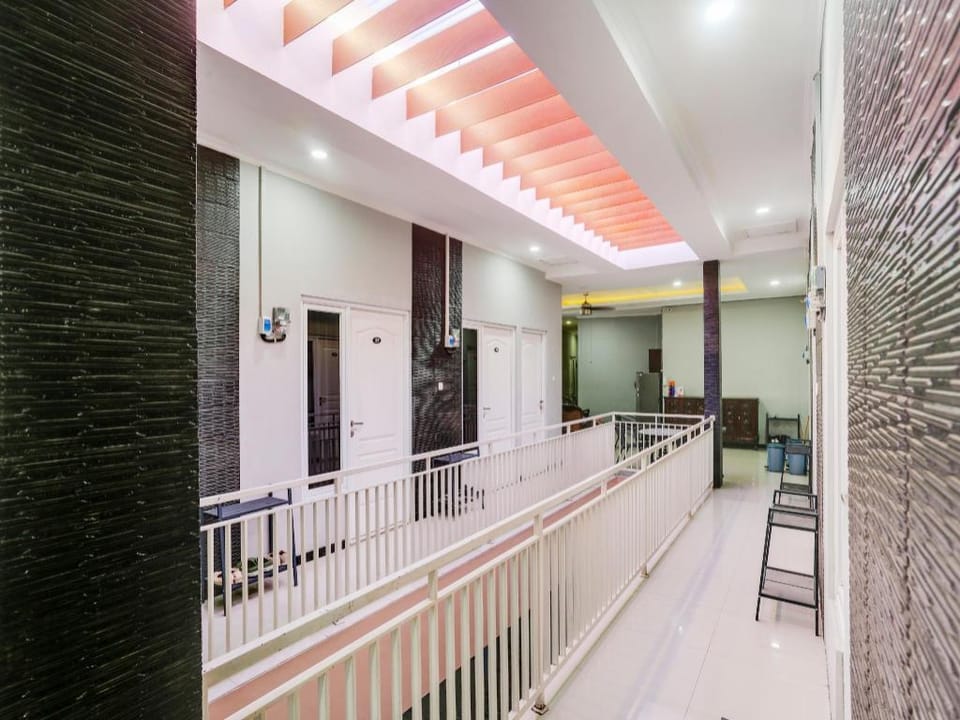 Capital O 3971 Griya Loka Syariah 1 Sampangan Hotel in Indonesia