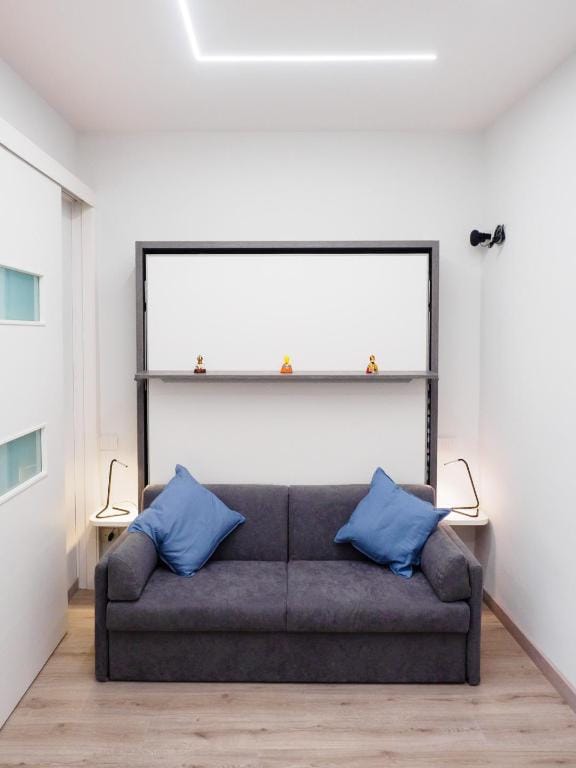 Plebiscito Home Holidays Apartment in Naples