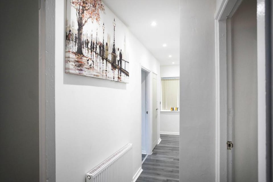 Nottingham Top Serviced Home (Chayil Experts) Vacation rental in Nottingham