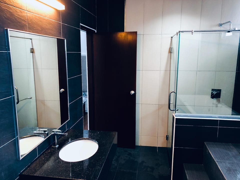 Stress Free Getaway- Seri Alam,Johor(Entire Place) Apartment in Johor