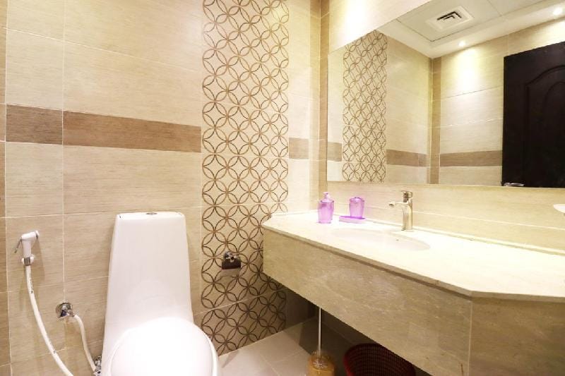 GORGEOUS 1 BEDROOM APARTMENT w/ 2 BEDS - GOLF VIEW Apartment in Dubai
