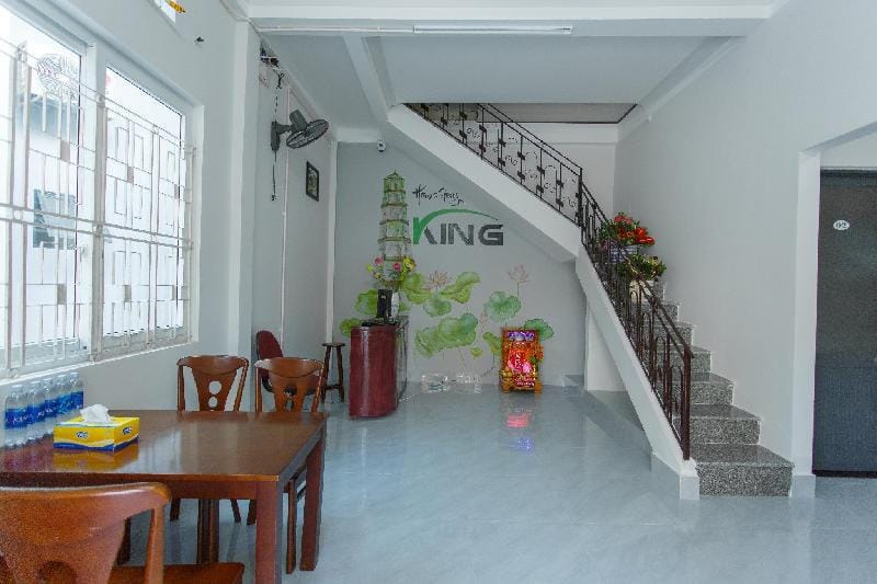 Double Room With Courtyard View and common kitchen Apartment in Laos