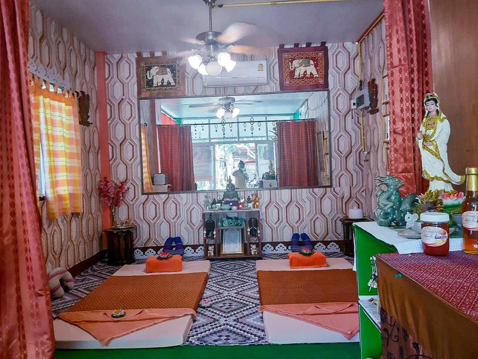 Ray mond House Vacation rental in Thailand