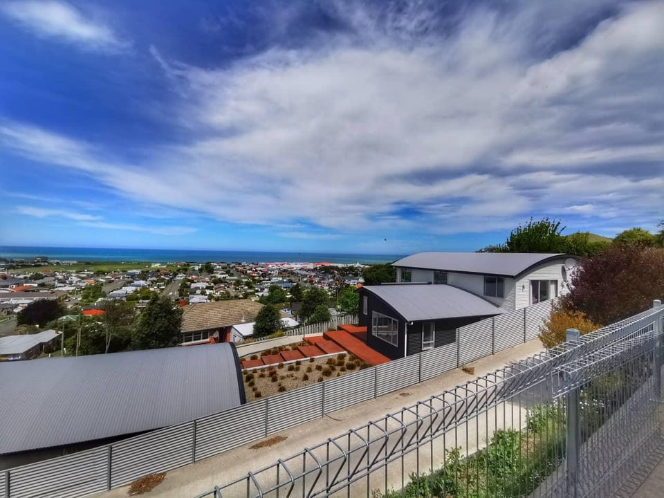 Breathtaking sea view house Villa in Otago
