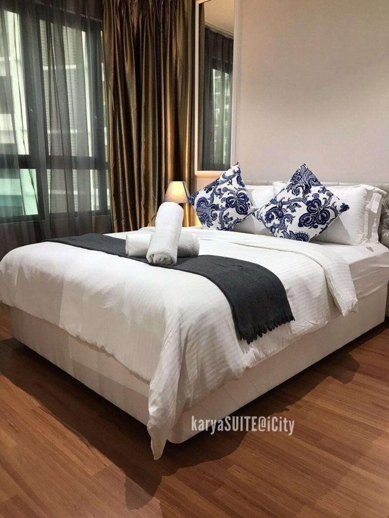karyaSUITE@i-city FAMILY SUITE
WIFI NETFLIX [6p] Apartment in Selangor, Malaysia