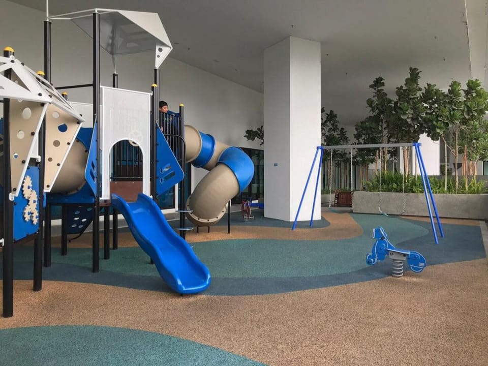 karyaSUITE@i-city DELUXE
Free WIFI & NETFLIX Apartment in Selangor, Malaysia