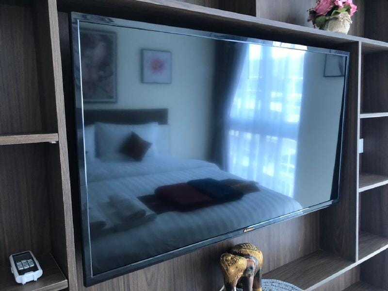 Luxury Business Suite C2 by Pattaya City Estates Apartment in Pattaya City
