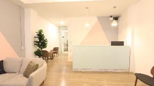 Airee Premier Residence Apartment in Bangkok