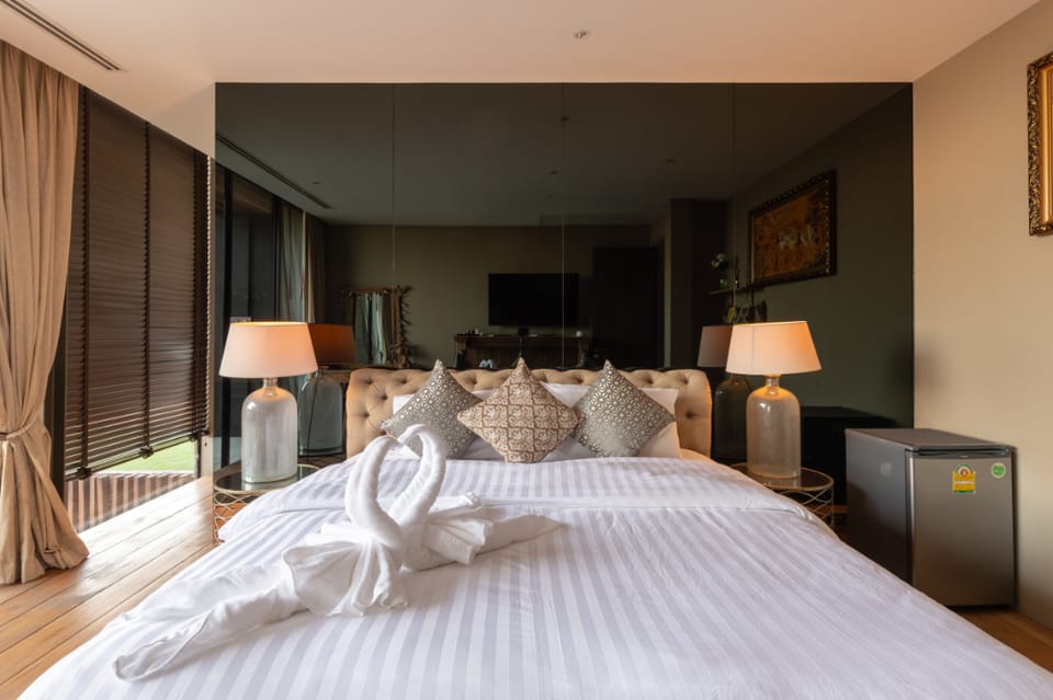 4Rooms 3FL Luxury Pool Villa @Central EastVille Villa in Bangkok